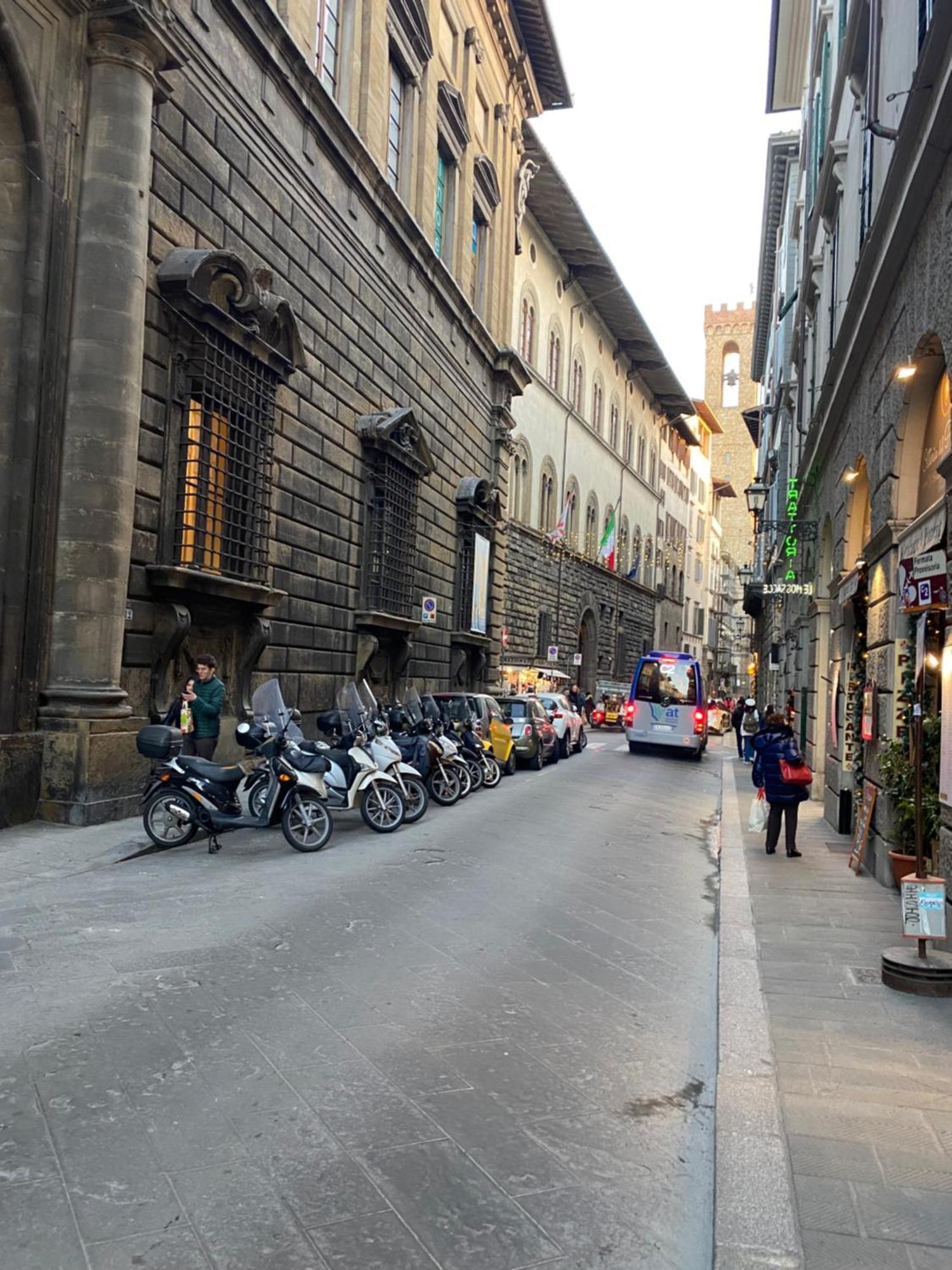 Un Bacio A Firenze Apartment ภายนอก รูปภาพ