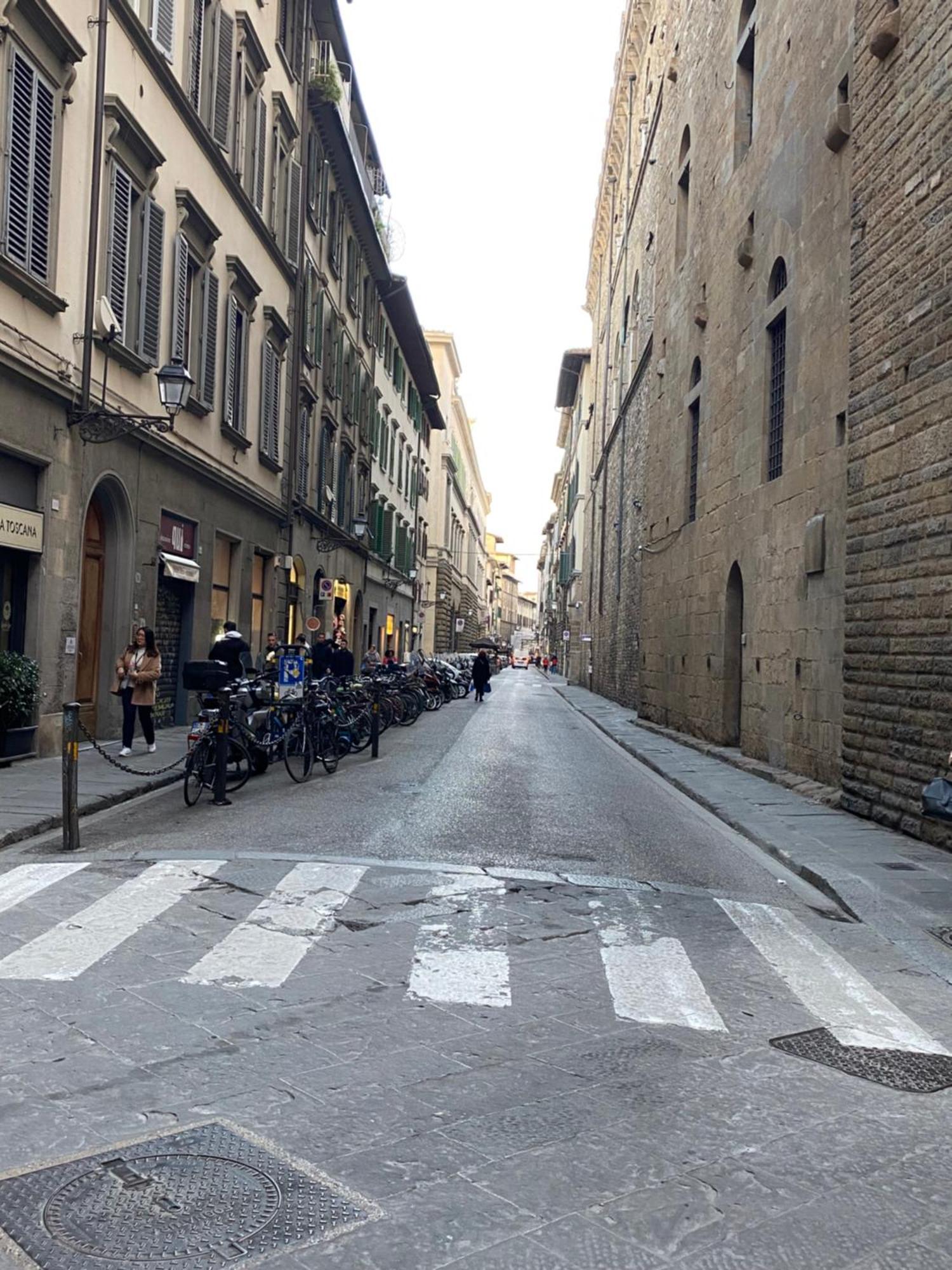 Un Bacio A Firenze Apartment ภายนอก รูปภาพ